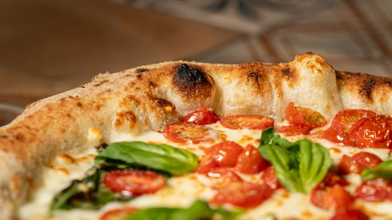 Papa Ginos family pizza deal promotion